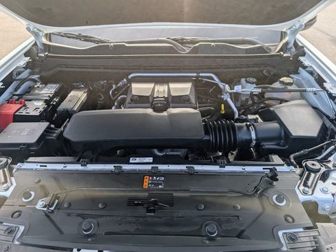 Certified 2024 Chevrolet Colorado Trail Boss w/ Advanced Trailering Package image 21