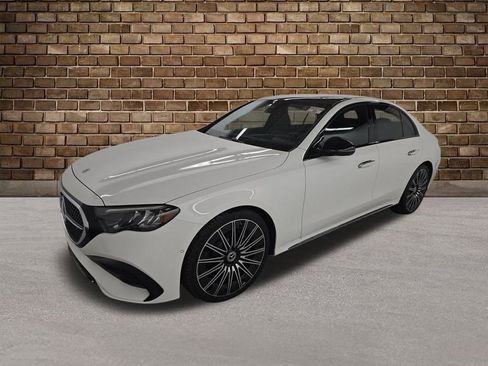 Used 2025 Mercedes-Benz E 450 4MATIC Sedan w/ Night Package image 2