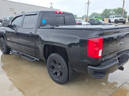 Used 2018 Chevrolet Silverado 1500 LTZ Z71 w/ LTZ Plus Package AWD/4WD image 3