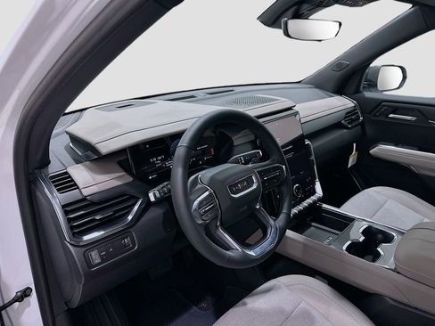 New 2026 GMC Acadia Elevation FWD image 9