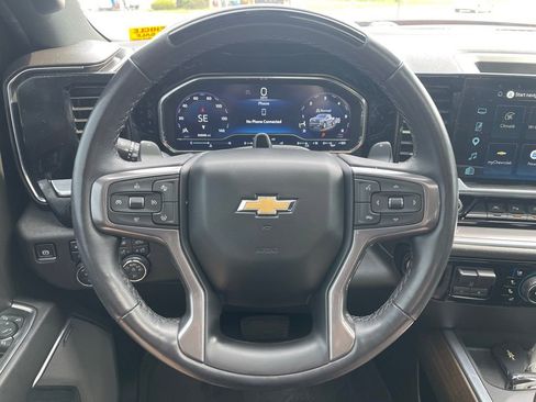Used 2024 Chevrolet Silverado 1500 High Country image 12