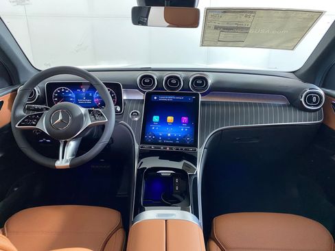 Used 2026 Mercedes-Benz GLC 300 4MATIC image 15