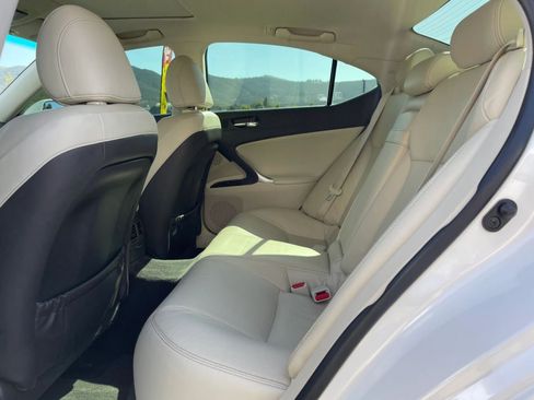 Used 2013 Lexus IS 250 w/ Premium Pkg Value Edition RWD image 21