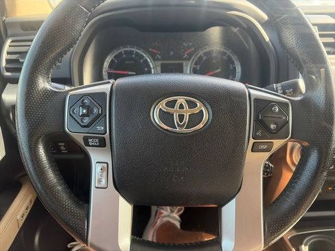 Used 2018 Toyota 4Runner Limited AWD/4WD image 41