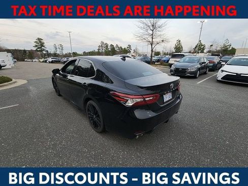 Used 2023 Toyota Camry XSE image 11