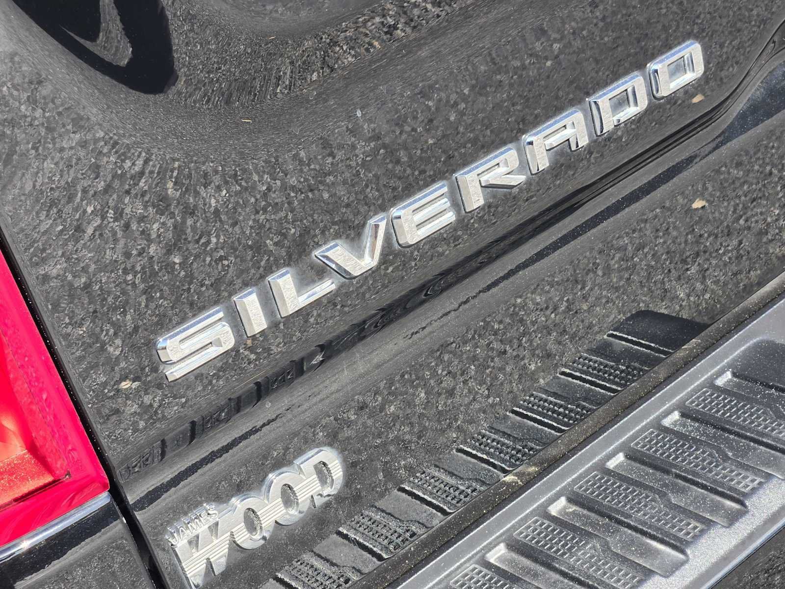 Used 2024 Chevrolet Silverado 1500 High Country w/ High Country Premium Package AWD/4WD image 12