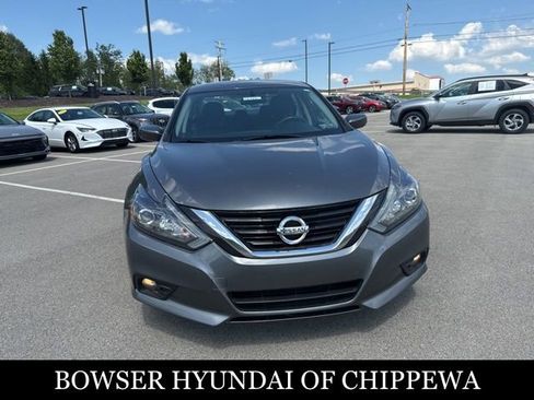 Used 2018 Nissan Altima 2.5 SR FWD image 10