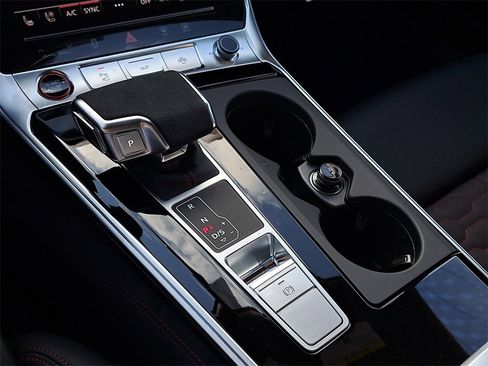 New 2026 Audi RS 7 Performance image 14