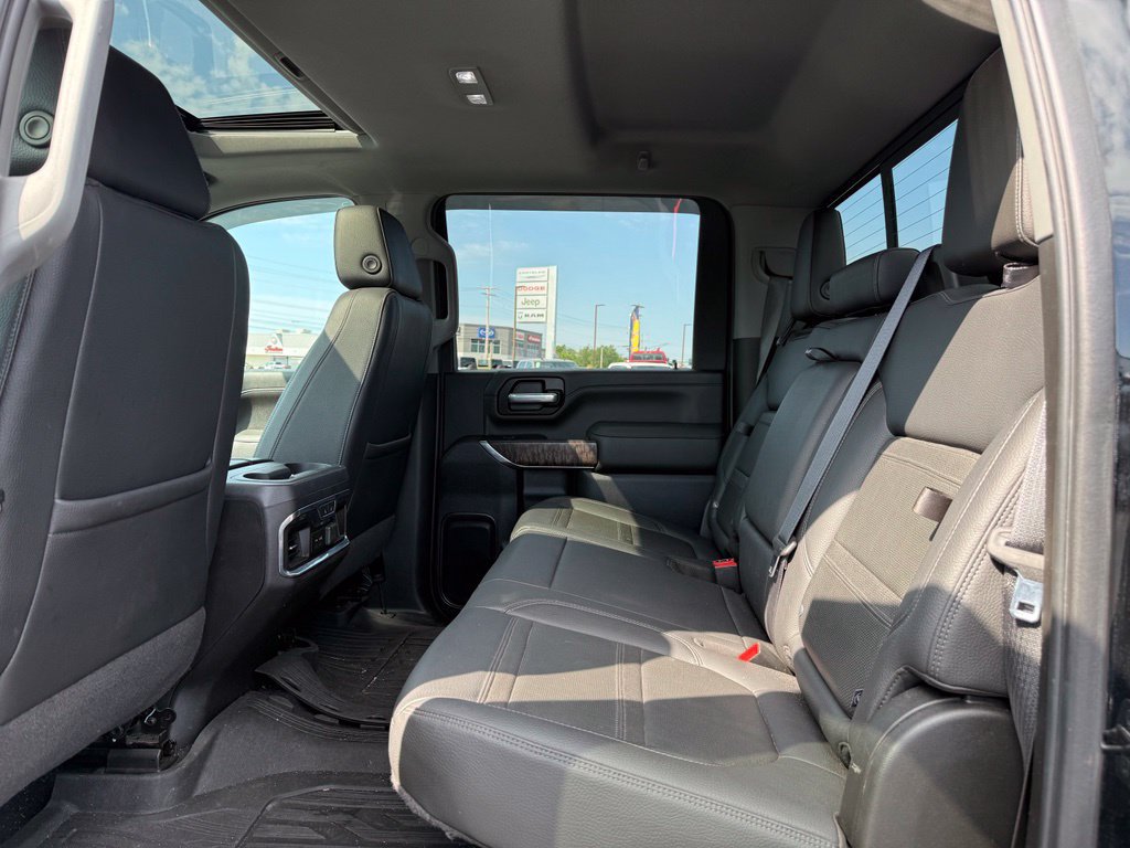 Used 2021 GMC Sierra 2500 Denali w/ Denali Ultimate Package AWD/4WD image 15