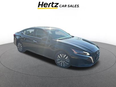 Used 2025 Nissan Altima 2.5 SV