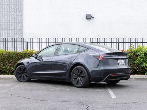 Used 2024 Tesla Model 3 Long Range image 3