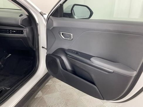 Used 2025 Kia K4 FWD image 20