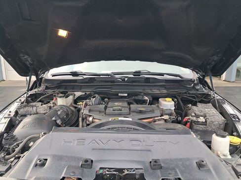 Used 2017 RAM 2500 Laramie w/ Sport Appearance Group image 28