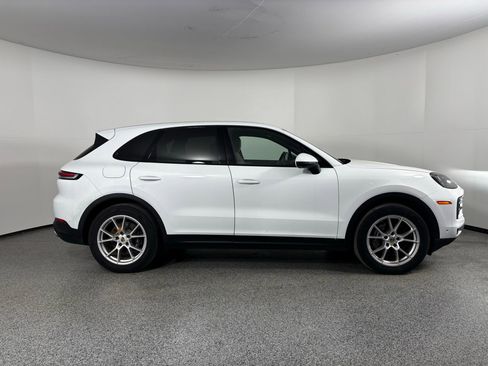 Certified 2024 Porsche Cayenne w/ Premium Package Plus (PFM) image 6