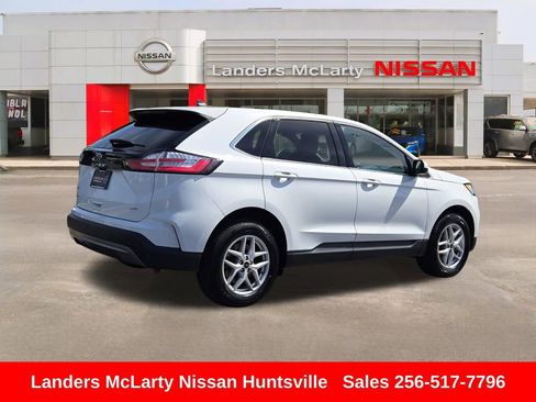 Used 2024 Ford Edge SEL AWD/4WD image 3