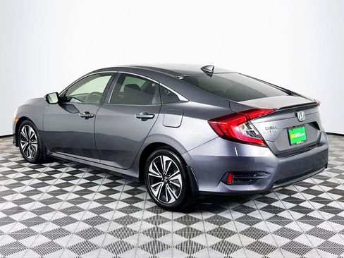 Used 2018 Honda Civic EX-T image 6