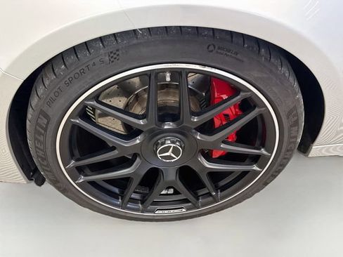 Used 2018 Mercedes-Benz E 63 AMG S image 32