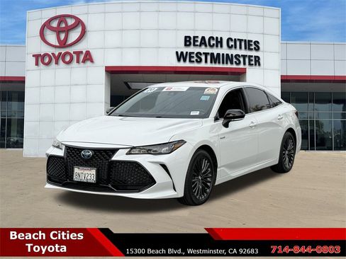Certified 2020 Toyota Avalon XSE image 6