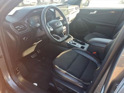Certified 2023 Ford Escape ST-Line w/ Tech Pack #1 image 14