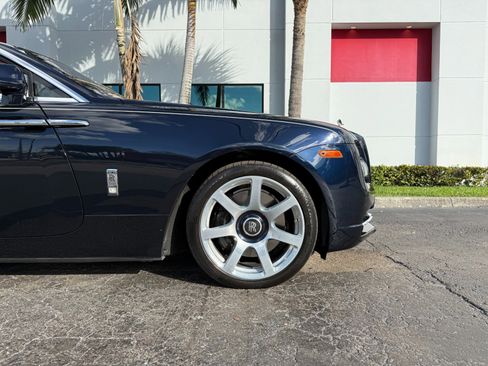 Used 2016 Rolls-Royce Dawn image 4