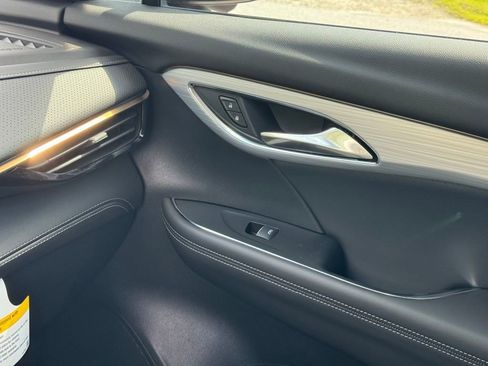 New 2025 Buick Envision Avenir image 32