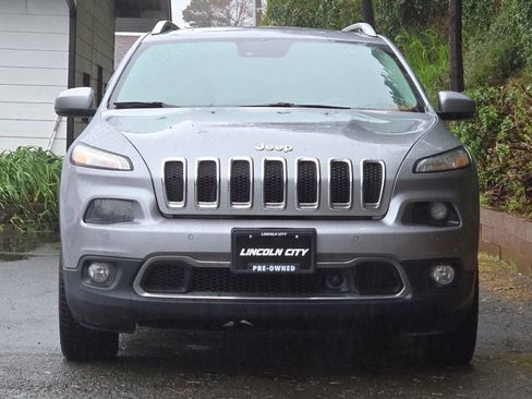 Used 2015 Jeep Cherokee Limited w/ Luxury Group image 9