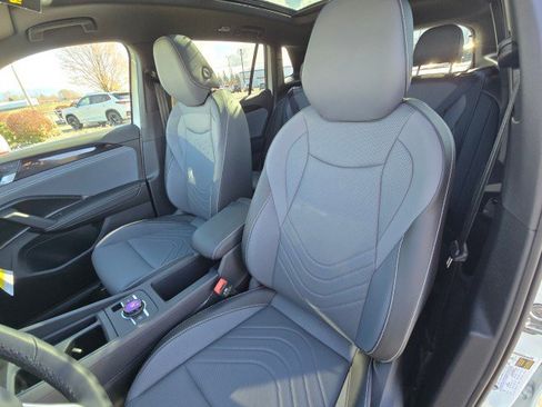 New 2026 Volkswagen Tiguan SE R-Line AWD/4WD image 26