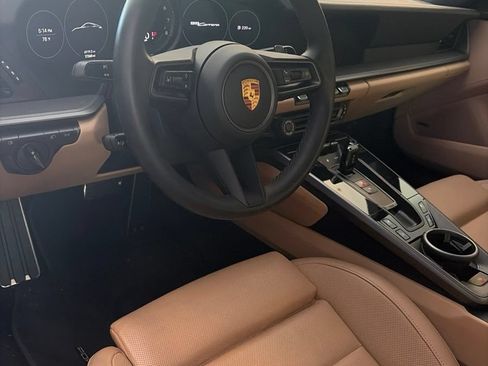 Certified 2022 Porsche 911 Carrera RWD image 5