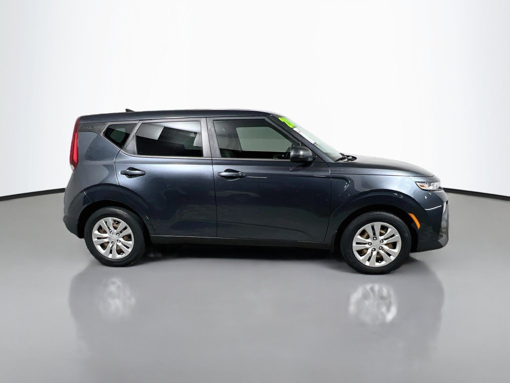 Used 2020 Kia Soul LX FWD image 2