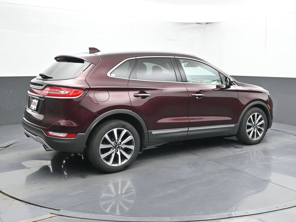 Used 2019 Lincoln MKC Reserve w/ MKC Climate Package FWD image 3