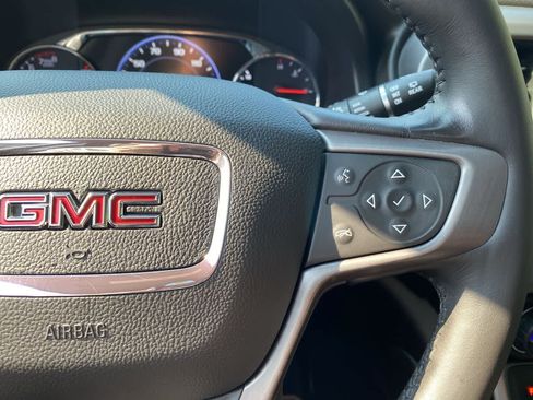 Used 2021 GMC Acadia AT4 w/ Technology Package AWD/4WD image 21
