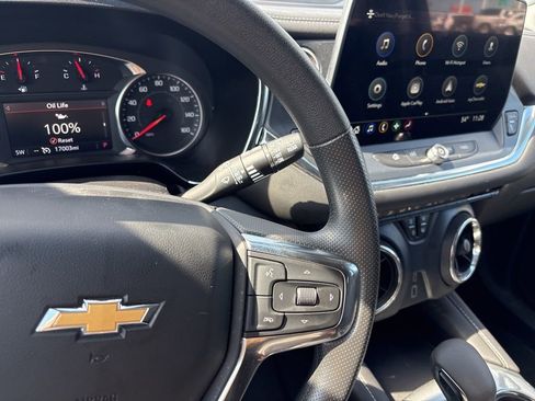 Used 2025 Chevrolet Blazer LT image 31