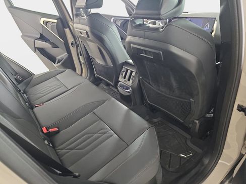 Used 2025 BMW X3 xDrive30i w/ Convenience Package AWD/4WD image 12