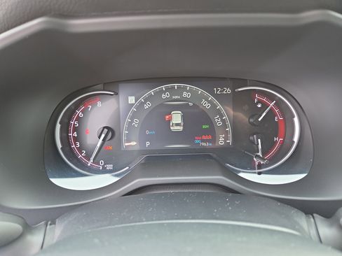 Used 2023 Toyota RAV4 XLE Premium image 21