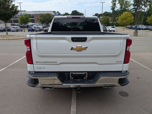 Used 2023 Chevrolet Silverado 1500 LTZ AWD/4WD image 5