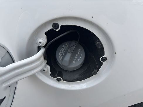 Used 2022 RAM 1500 Classic SLT w/ Protection Group image 33