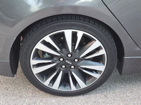 Used 2020 Lincoln MKZ Reserve FWD image 19