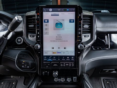 Used 2025 RAM 3500 Limited image 24