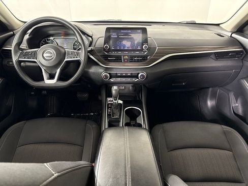 Used 2024 Nissan Altima 2.5 SV FWD image 76