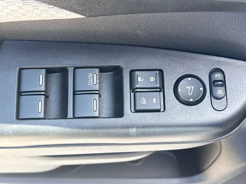 Used 2016 Honda CR-V EX image 14