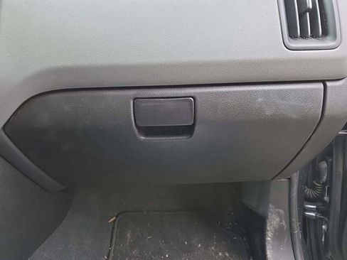 Used 2020 Chevrolet Colorado W/T w/ WT Convenience Package image 9