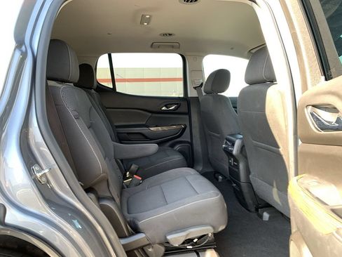 Used 2021 GMC Acadia SLE w/ Elevation Edition AWD/4WD image 28