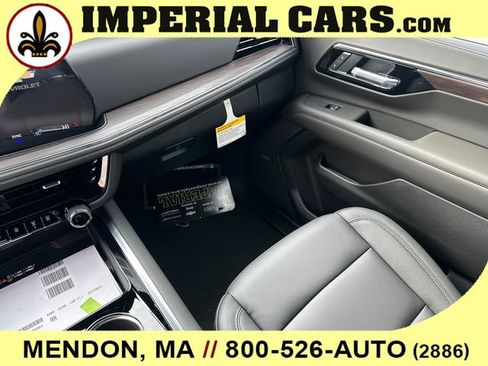 New 2026 Chevrolet Suburban LT w/ Comfort Package image 19