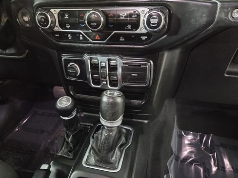 Certified 2021 Jeep Wrangler Unlimited Sport image 33