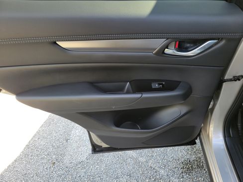 Certified 2025 MAZDA CX-5 AWD 2.5 S w/ Select Package image 9