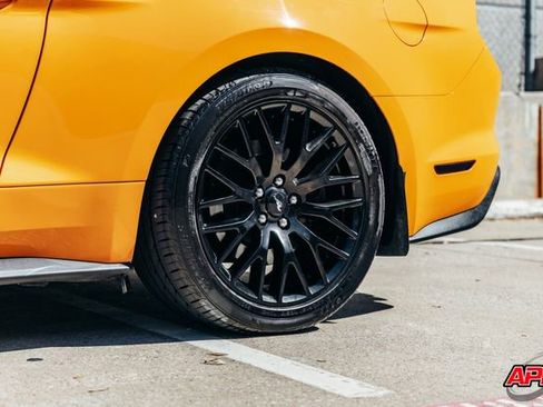 Used 2019 Ford Mustang GT Premium w/ GT Performance Package image 43