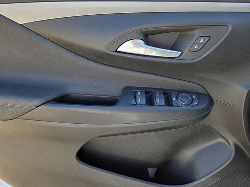 Used 2025 Buick Envista Preferred image 20