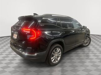 Used 2024 GMC Terrain SLT video 2
