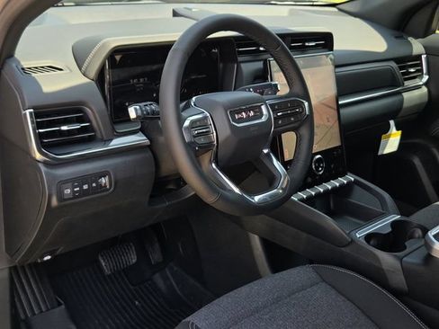 New 2027 GMC Terrain Elevation w/ LPO, Floor Liner Package FWD image 25