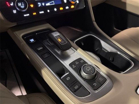 Used 2022 INFINITI QX60 Sensory w/ Vision Package image 16